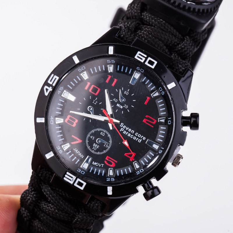 Multifunctional Outdoor Watch  - Fire Starting Kit 评论和价格